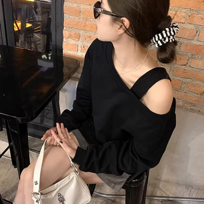 [자체제작] 다이너 원숄더 오프숄더 맨투맨 어깨트임 캐주얼 여성