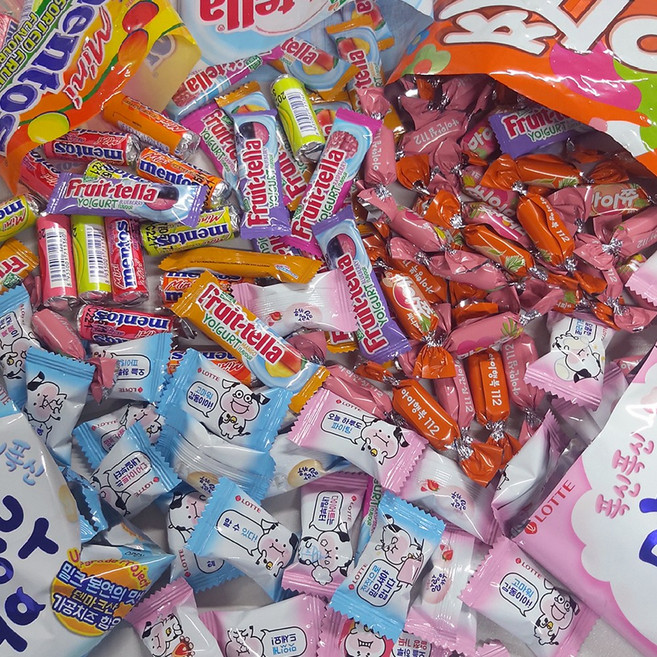 꼬꼬마 캔디젤리 A세트 말랑카우우유1 말랑카우딸기1 멘토스 미니푸르티1 마이쮸 포도1 후르트텔라1 하스1, 1세트, 79g