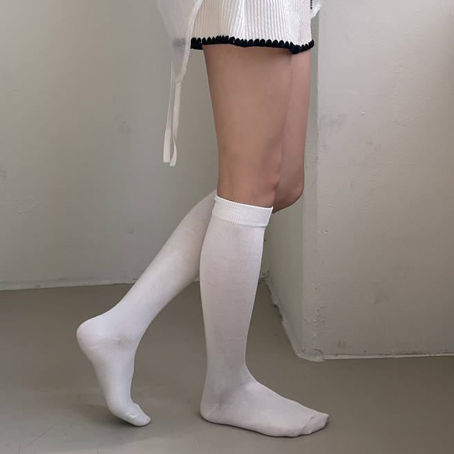 플라틴베이지 여성용 스커트 장화 부츠에 잘어울리는 베이직 니삭스 (흘러내림없는)