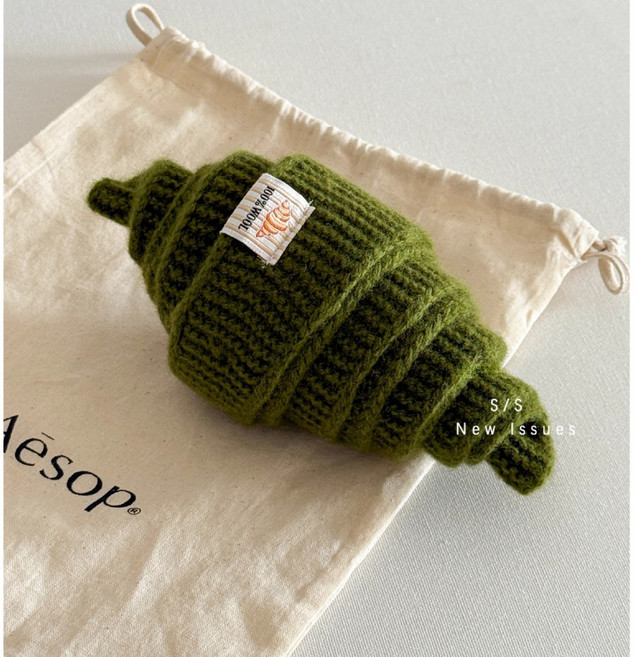 여성 겨울 니트 삼각스카프 레이어드 스카프 단색 머플러 양모 목도리 긴 스카프(접으면 크로와상 모양 같고 따뜻하면서도 귀엽습니다)