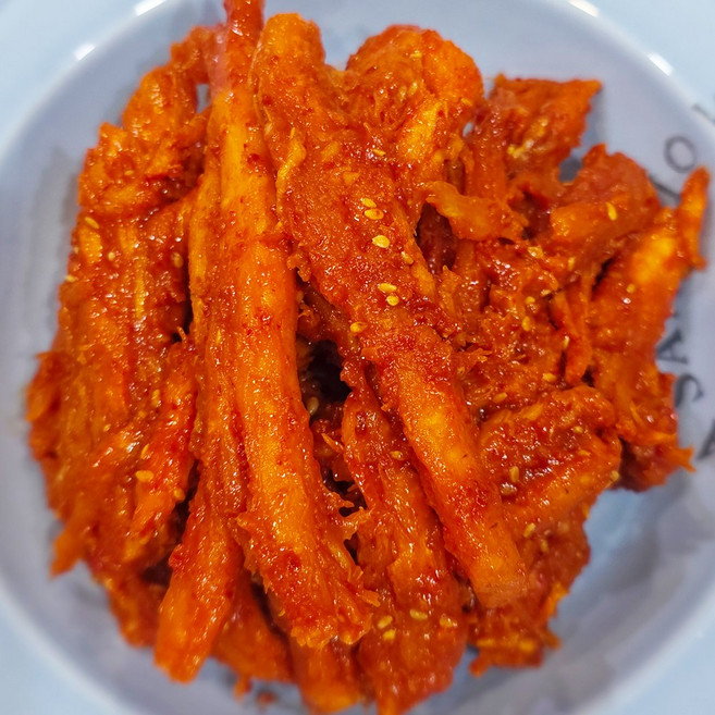 (국내산) 강원도 양구 산재배 양념더덕 1kg / 수작업으로 맛을 살린 비법 양념무침, 1세트