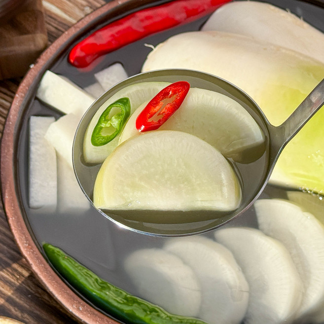 겨울무로 담근 국내산 동치미, 1개, 5kg