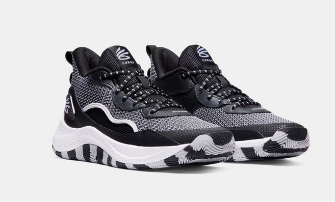 [언더아머_스포츠] 기능성 커리 농구화 Micro G 쿠셔닝 SD3027626-001 인체공학 접지패턴 운동화 트레이닝화