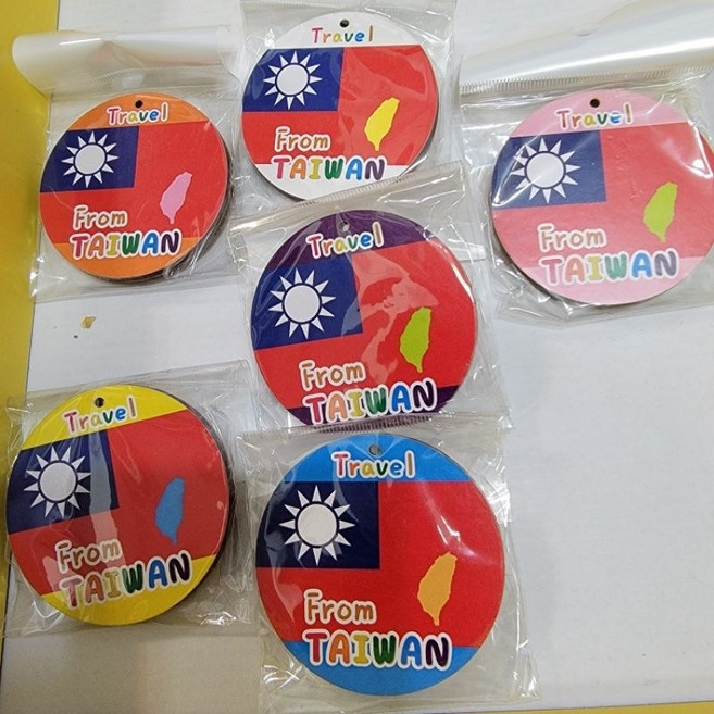 台灣紀念品 胸章別針, SA1木製, 1個