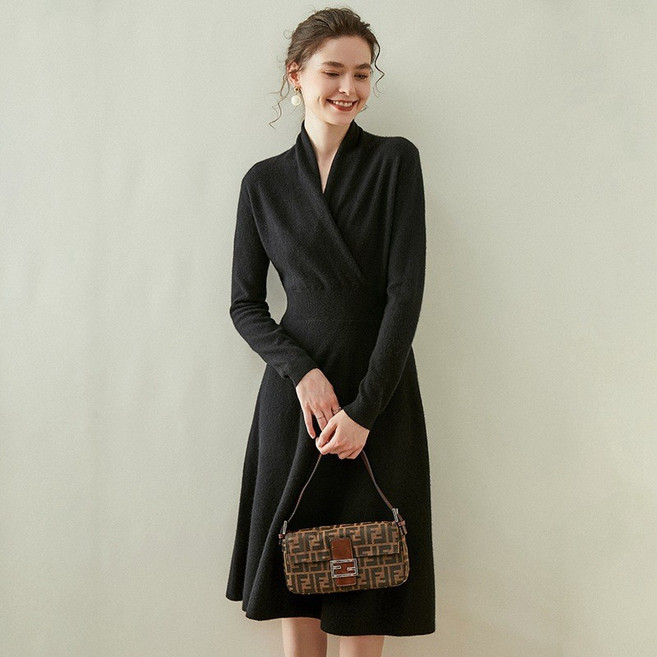 V領交叉過膝針織洋裝 溫柔長袖修身秋冬長裙, 黑色,XL