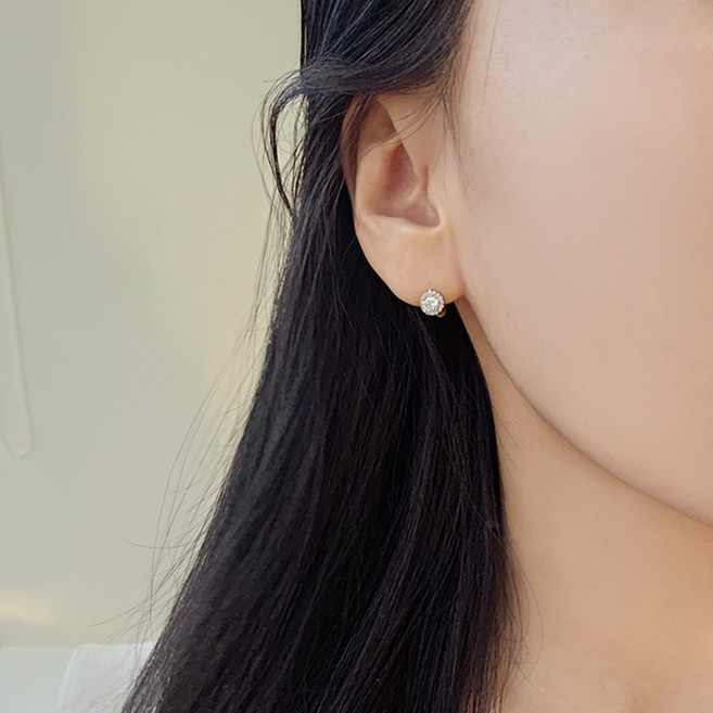 야나폴 데일리 포인트 미니 원터치 귀걸이