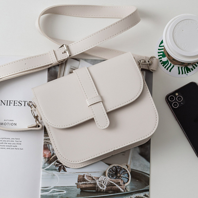 엔도르시 여성용 버클 스트랩 플랩 크로스백 EBA072