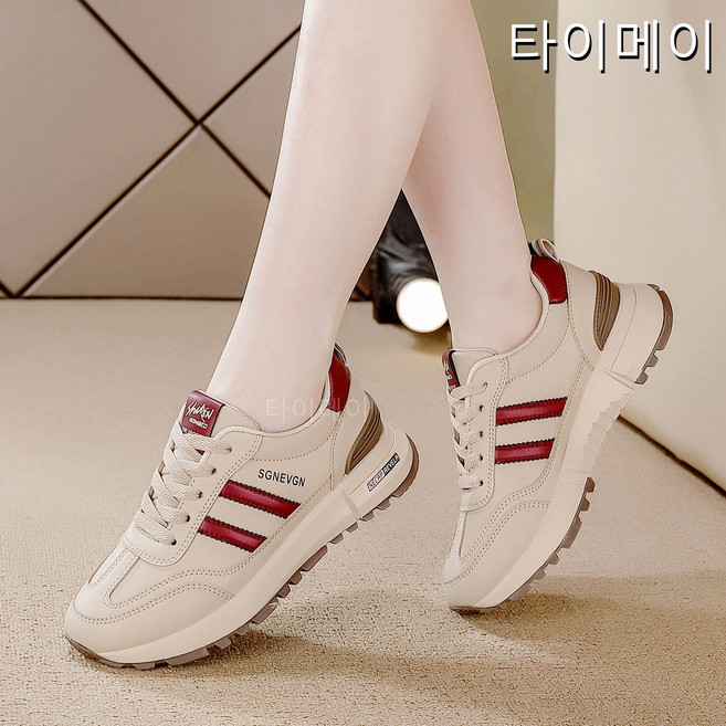 가을 여성 가죽 운동화 여자 러닝 플랫 미끄럼 방지 패션 캐주얼화 카키색 운동화 기모 보온 두꺼운 바닥 패션 백합 여자 러닝화