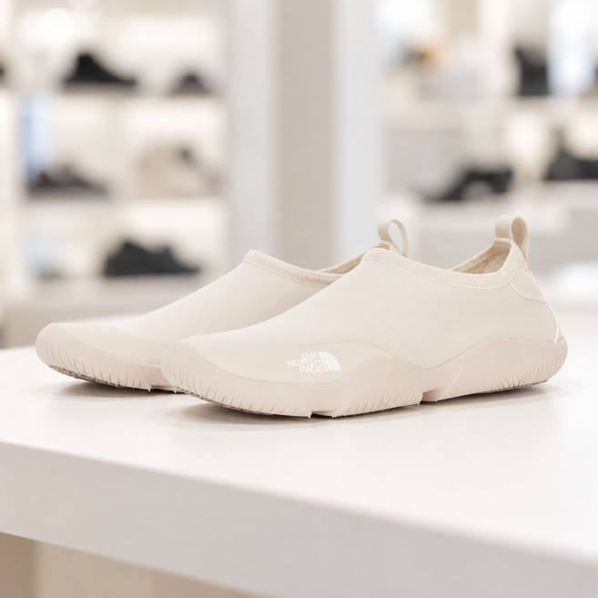 4위 - 노스페이스 남녀공용 아쿠아 슈즈 NS84R11B 아쿠아 LIGHT BEIGE