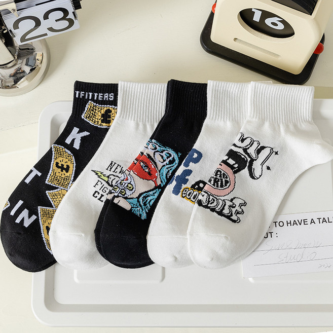 남성 양말 다양하고 재미있는 캐릭터 발목 양말 5켤레 세트