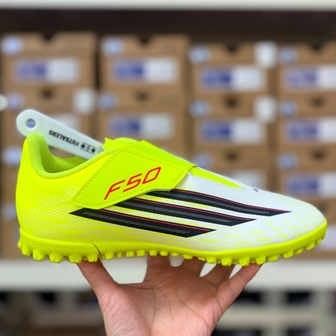 아디다스 키즈 주니어 끈없는 풋살화 F50 TF 벨크로 찍찍이 미니주걱 포함