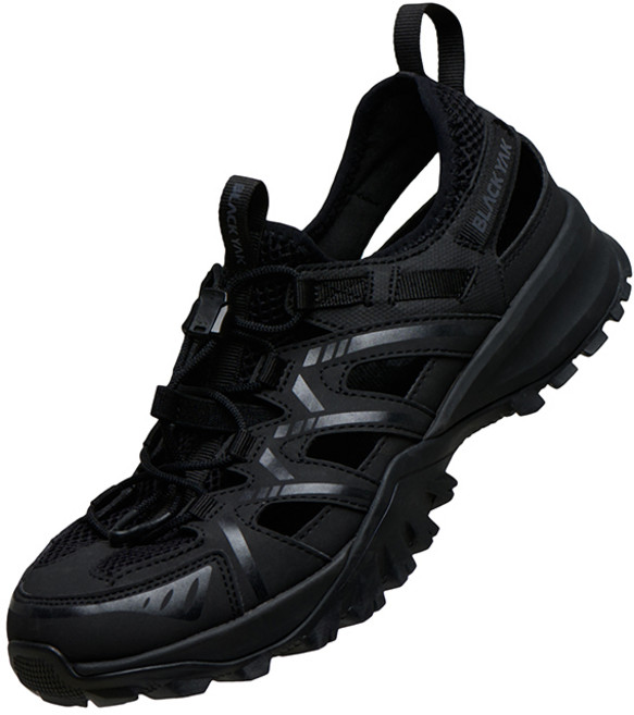 블랙야크 운동화 같이 발을 보호하면서 오픈 된 측면 디자인으로 보다 쾌적함/레이스 핏 시스템과 부드러운 메쉬 소재는 발에 맞는 착화감 짱 어드벤처 LITE ABYSHMU907