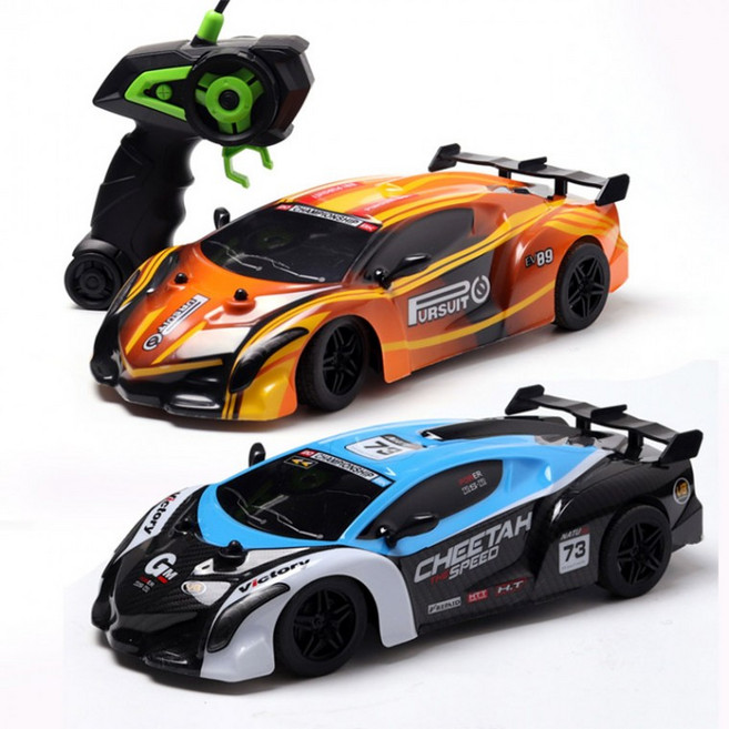 글로우스톰 어린이 RC카 색상 랜덤 화려한 LED 라이팅 무선조종 자동차장난감 어린이날선물, 1개