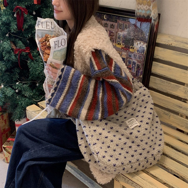 코코린느 포근라인 도트 뽀글이 숄더백 빅사이즈 크로스백 가방 (5colors)