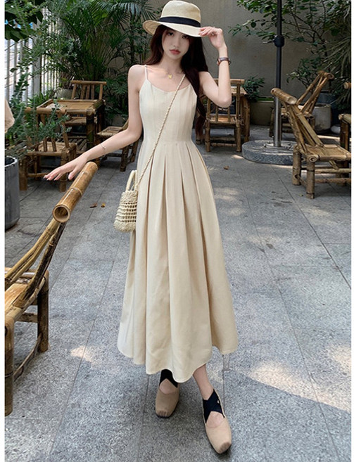 【法式赫本風】吊帶連衣裙 夏季連衣裙 收腰連衣裙 顯瘦連衣裙 百褶裙 氣質名媛款 高腰A字版型 中長款 2025夏季新款, 圖片色*02