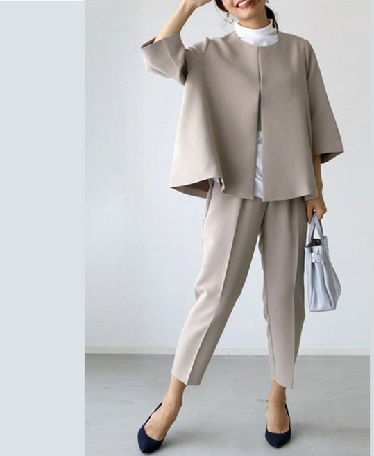 SAHINER 여성 세트업 노카라 자켓 일자 슬랙스 정장 봄가을 ATZ22