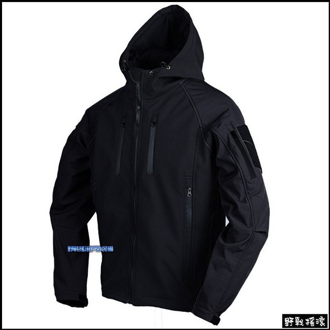野戰搖滾 追擊者鯊魚皮戰術軟殼外套 戰術上衣夾克 工作服 迷彩服 特警勤務服 拼接外套 特勤外套 衝鋒衣