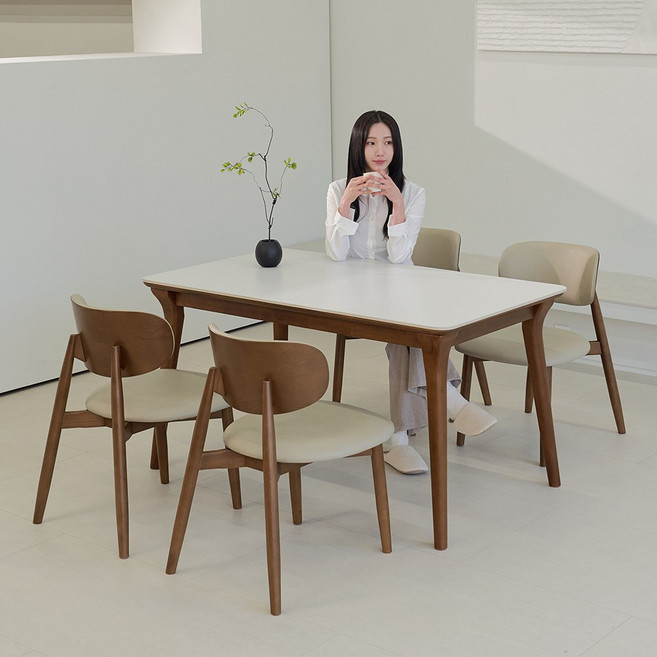 더끌림 루나 1400 포세린 세라믹 4인용 식탁+시엘 의자4 IKLN1F, 라이트그레이, 식탁+시엘의자 4개