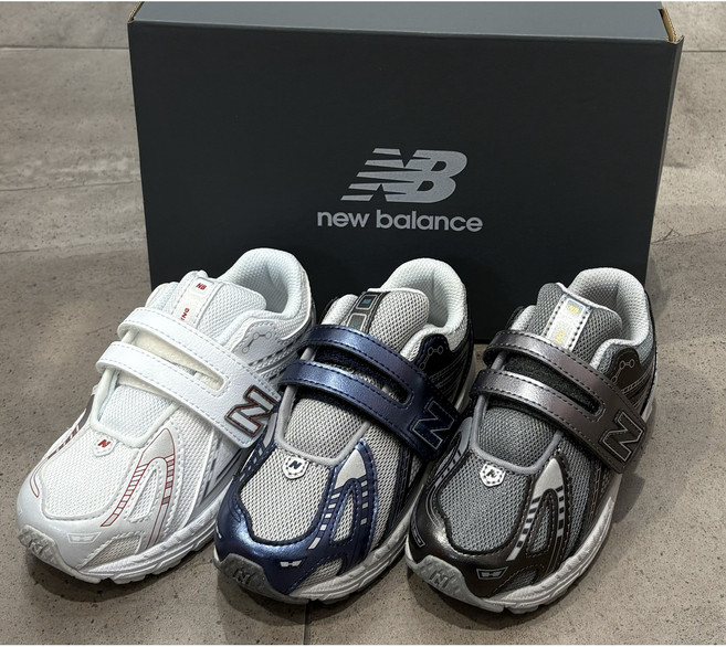 뉴발란스키즈 [정품 26ss 신상품] 키즈 1906 운동화 화이트/실버/블루