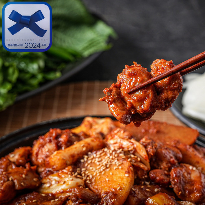 24년 전통 박가미닭갈비 국내산 닭다리살 냉장 양념 춘천 닭갈비 맛집 8인분 세트 야채포함, 830g, 4세트