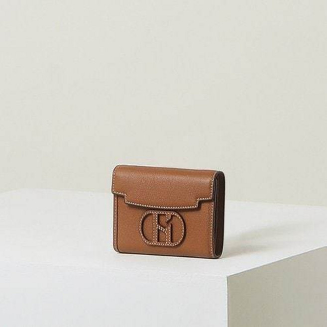 [백화점정품] 헤지스 브라운 로고배색 소가죽 여성용 세련된 우아한 데일리 반지갑