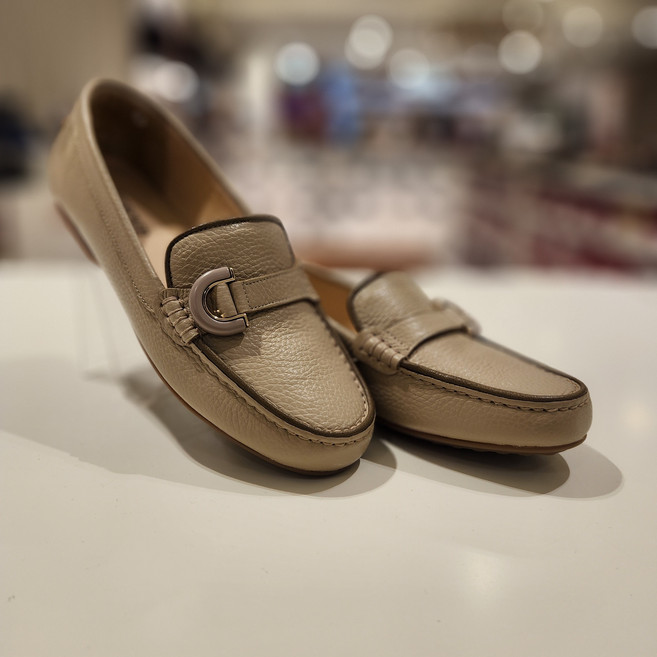 [금강제화] 랜드로바 여성 드라이빙 장식 로퍼 LANSLS4205WF8