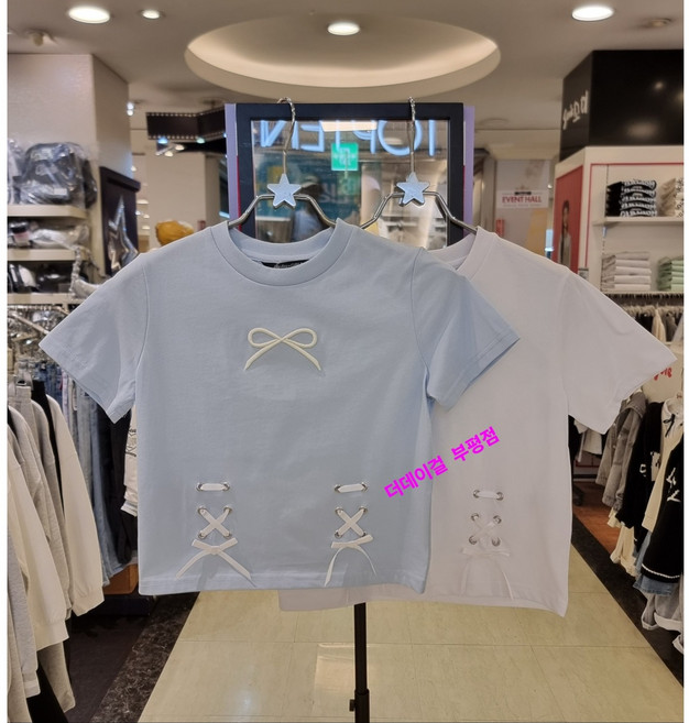 더데이걸 부평점 &*귀여운 리본 장식 포인트로 더욱 개성있게 코디해서 입기 좋은 깔끔하고 예쁜 데일리 반팔 티셔츠&*