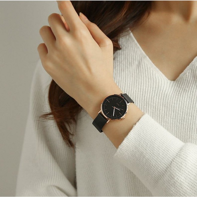 로이드 [인기상품]엘메이트 슬림캐쥬얼 중형 사이즈 원형 메쉬시계 LL2G19926MBB=동아백화점 수성점