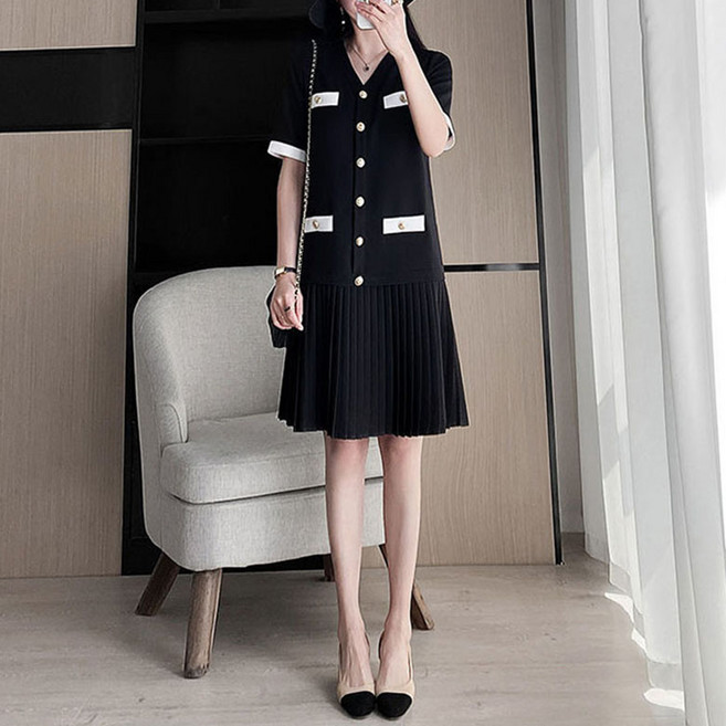 고급스러운 여성 원피스 브이넥 블랙 플리츠 스커트 여름 미디 날씬해 보이는 정장반팔원피스 결혼식 하객룩 깔끔한 A라인원피스 WAWAMIYA
