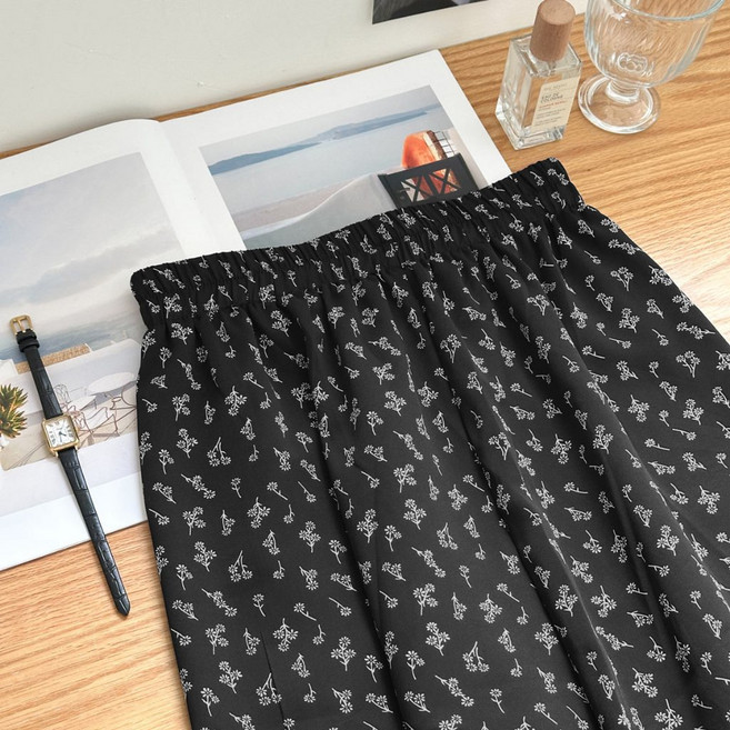 高腰柔霧碎花長裙 A字裙 內搭上衣 半身裙 白色長裙 黑色長裙 日系長裙 收腰 顯瘦