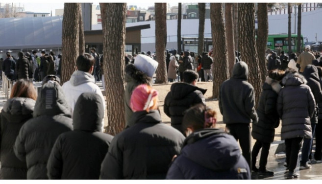 에버랜드 롯데월드 서울랜드 놀이동산 오픈런 줄서기 웨이팅 청소년 접의식 간의의자세트, 블랙+블루, 1개