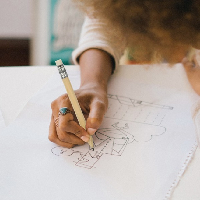 40Pcs 오리지널 우드 짧은 연필 부드러운 그립 인체공학적 디자인 사무실 학교 미술 스튜디오 스케치 및 그