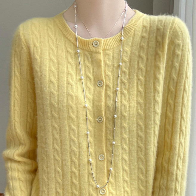 데일리쮸 여성 꽈배기 라운드 니트 가디건