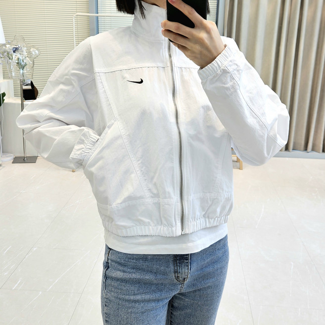 나이키 NW 여성 바람막이 점퍼 자켓 집업 트레이닝복 러닝복 자외선 차단 운동복 화이트