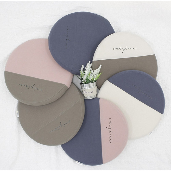 도톰한 메모리폼 원형 방석 의자 벤치 카페