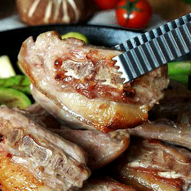 국내산 生 돈꼬리 1kg 손질깔끔 구이 조림 캠핑