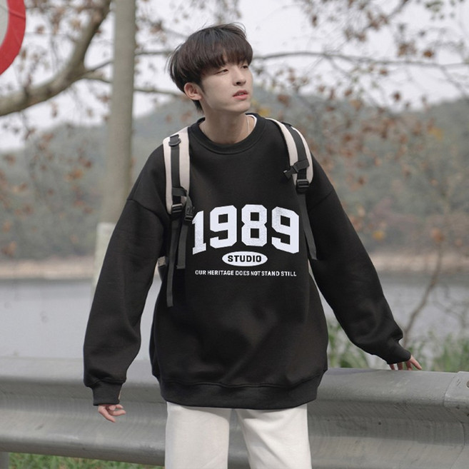 FONOW 스탠다드핏 베이직 1989스튜디오 프린팅특양면 커플룩 심플 맨투맨