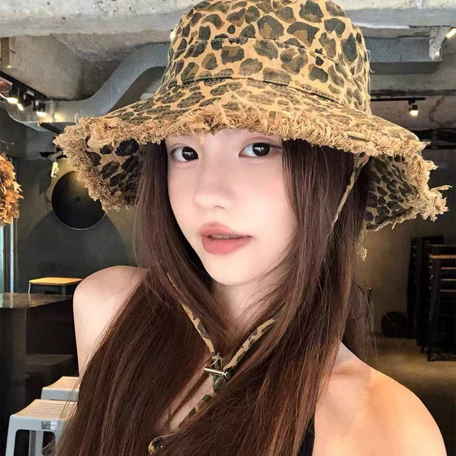 ibooooo 美式復古豹紋鴨舌帽