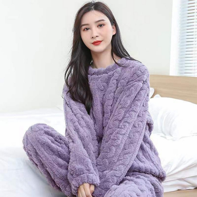 겨울 잠옷 따뜻함 부드럽고 예쁨