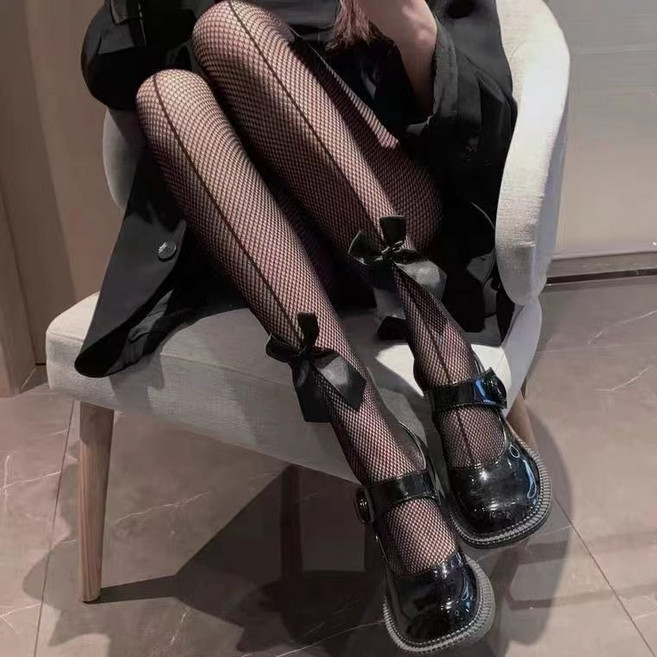 魔法戀人 黑色蝴蝶結後縫線網襪 經典漁網襪設計