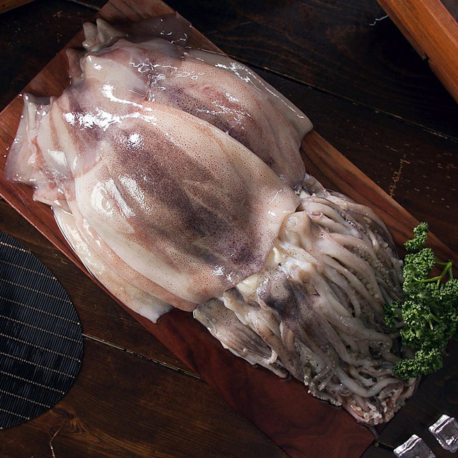 청해대왕 자연산 손질 통 오징어 냉동 생오징어, 1박스, 1.4kg