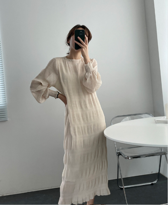 체인지쉬(change she) 여성 쉬폰 퍼프소매 플리츠 롱 원피스