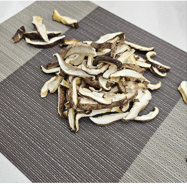 정남진장흥농협 원목 표고버섯 건표고 슬라이스 200g, 1개