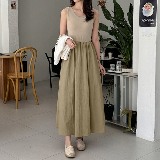 데일리앤 모아르 여성 민소매 이너 레이어드 플레어 롱 바스락 원피스