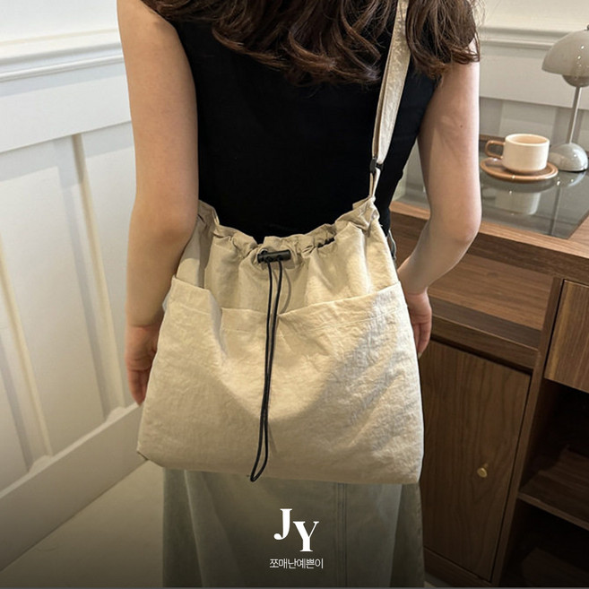 쪼예 데일리 생활방수 가벼운 나일론 스트링 캐주얼 크로스백