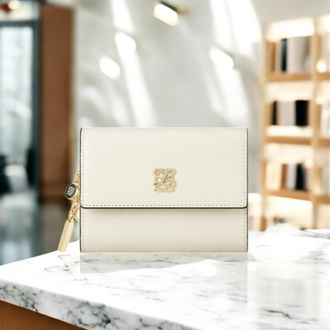 정품보장 루이까또즈 아이보리 소가죽 반지갑 여성 참장식 지갑 선물추천