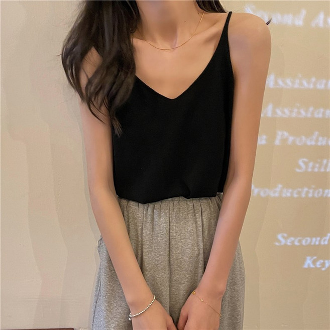 예쁨시전 이너 강추 무드 브이넥 루즈핏 레이어드 민소매 끈 나시