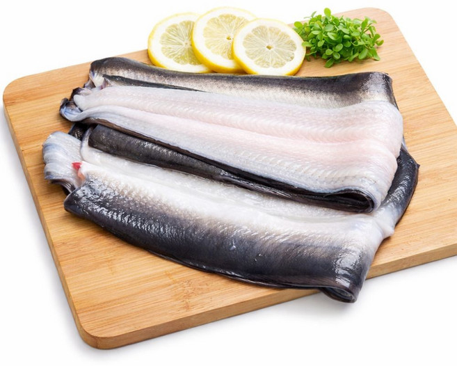 [재구매율1위] 고창 자포니카 풍천 민물장어 소스2종 초생강 증정 디아머스, 1세트, 3kg (6-12미 손질후 2100g)