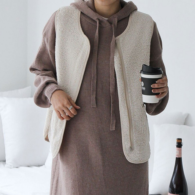 나블리박스 여성 뽀글이 후리스 양털조끼 집업 프리사이즈 겨울베스트