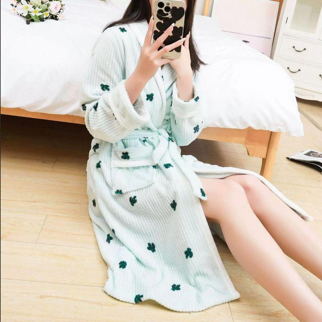 法蘭絨睡袍 菠蘿印花長款家居服